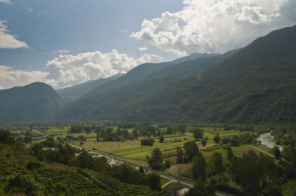 Τοπίο κοιλάδα Valtellina — Φωτογραφία Αρχείου