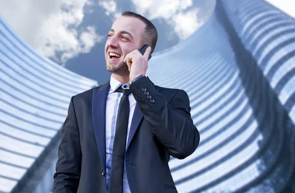 Uomo d'affari al telefono — Foto Stock