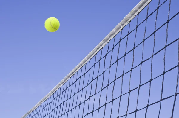 Yellow Tennis Ball — Stock Photo, Image