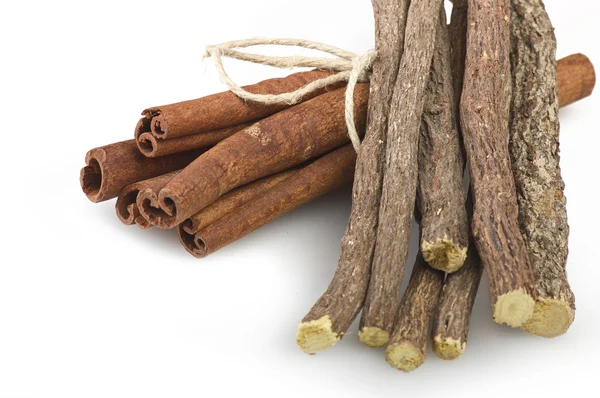 Cinnamon stick and Liqorice — Stock Photo, Image