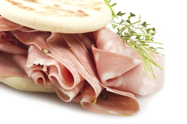 Fette di mortadella laminate — Foto Stock