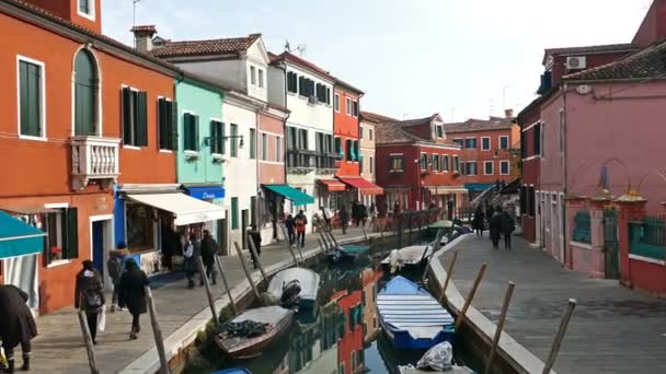 Blick auf burano, italien. 4 k — Stockvideo