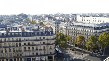 Teras çatılar, Madelaine kilise ve Eyfel Kulesi ile mağaza Printemps, havadan görünümü