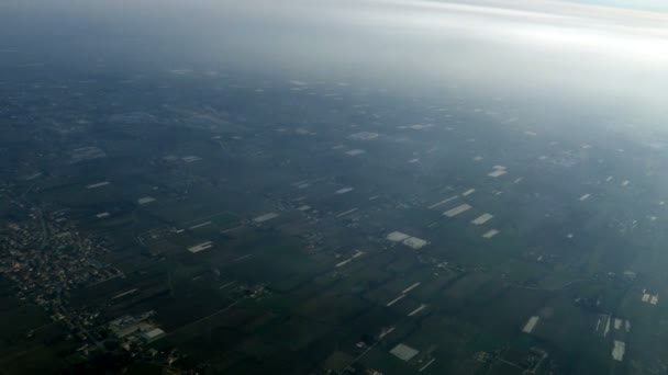 離陸後、飛行機からの眺め — ストック動画