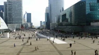 Zaman atlamalı La Defense, Paris, Fransa