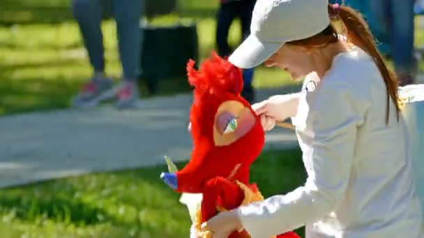 The actress who plays the role of puppet theater — Stock Video