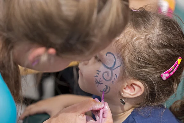 Workshop met schminken voor kinderen 9 — Stockfoto