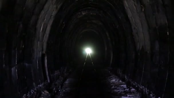 Old mountain train tunnel 4 — Stock Video