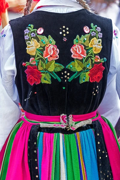 Detalhe do traje popular feminino polonês — Fotografia de Stock