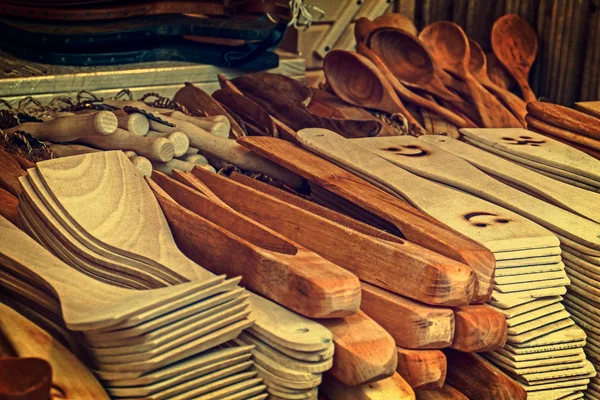 Groupe d'objets en bois, roumain traditionnel — Photo