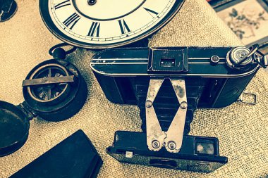 Eski fotoğraf makinesi ile eski fotoğraf