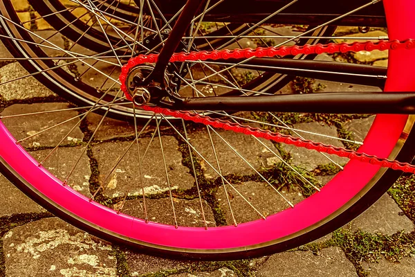 Vintage mira un detalle de la bicicleta 8 — Foto de Stock