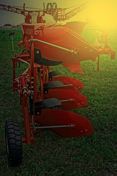 Equipamento agrícola à luz do pôr do sol. Detalhe 13 — Fotografia de Stock