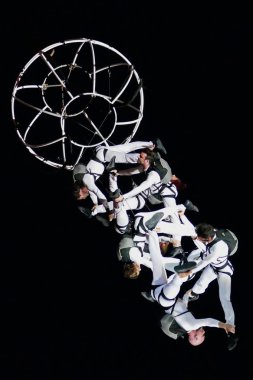 Actors on night show air theater 2