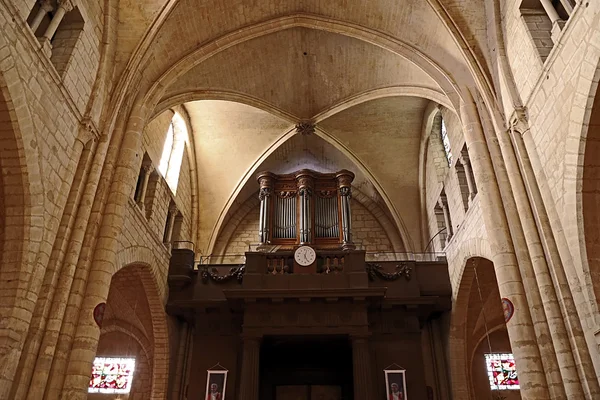 Órgano de tubería en el interior de la Basílica Sacre Coeur catedral —  Fotos de Stock