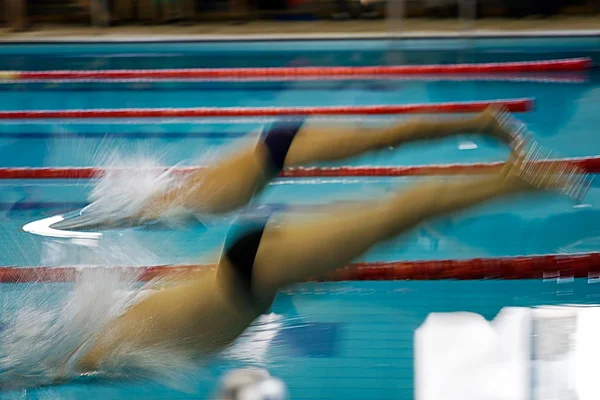 Abstrakte Bewegung eines Schwimmers 1 — Stockfoto