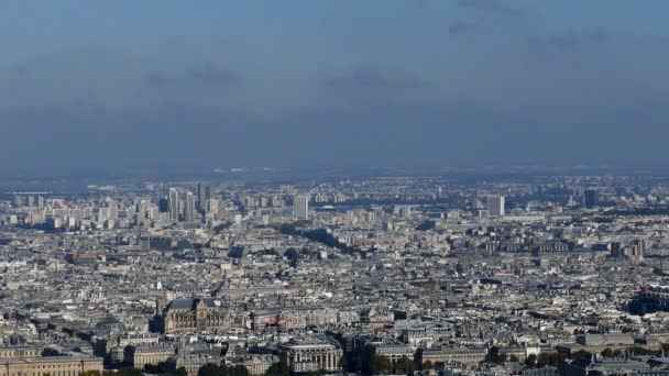 Panoramische beelden in 4k met Parijs vanaf Montparnasse toren 3 — Stockvideo