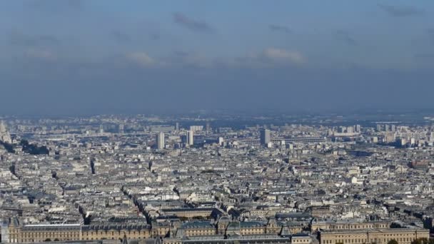 Panoramatické záběry v 4k s Paříží od věže Montparnasse 10 — Stock video