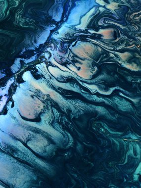 Tidewater Green dalgası, yaratıcı soyut el, koyu arkaplan, mermer dokular, soyut okyanus. Modern sanat. Çağdaş sanat.