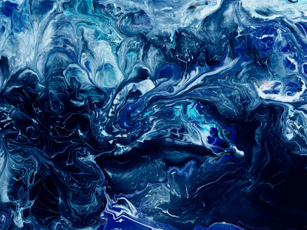 Soyut sanat mavisi yaratıcı el boyası arka plan, tuvalin üzerinde sıvı akrilik resim, akrilik resim. Çağdaş sanat.