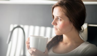 Kahve ya da çay mutfak kadınla