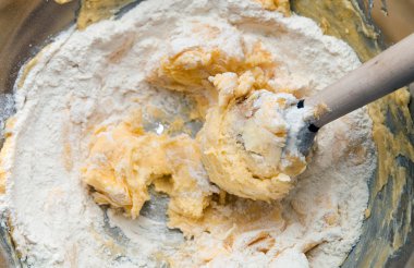 Karıştırma kase, tereyağı ve un hamur yoğurma