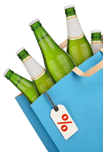 Tas met bierflesjes — Stockfoto