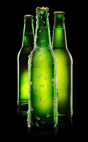 Groene flessen bier — Stockfoto