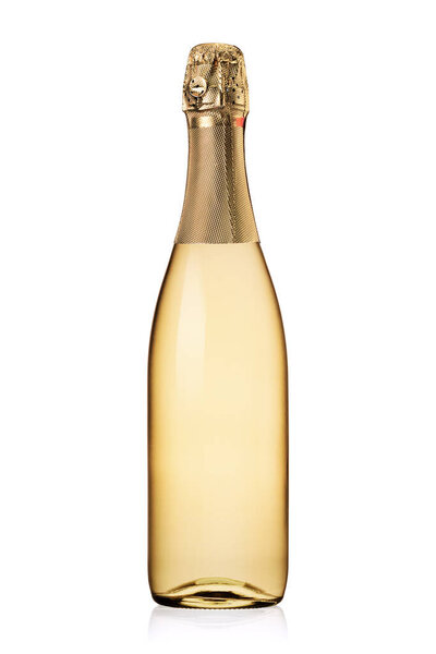 Желтая бутылка шампанского на белом фоне с вырезкой дорожки.