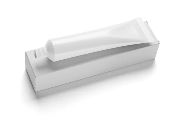 Leere Weiße Kosmetikröhre Und Verpackung Isoliert Auf Weißem Hintergrund Darstellung — Stockfoto