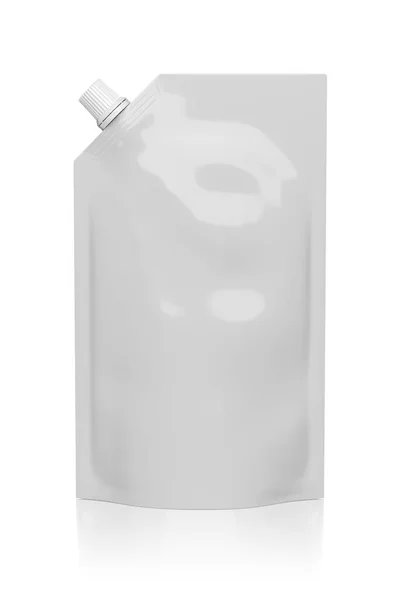 白いプラスチック製のポーチは 白い背景に隔離されたコーナー蓋付きのバッグを立てます デザインのためのモックアップテンプレート 3Dレンダリング図 — ストック写真