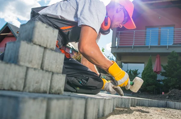 Building Brick Garden Path — Stock Photo, Image