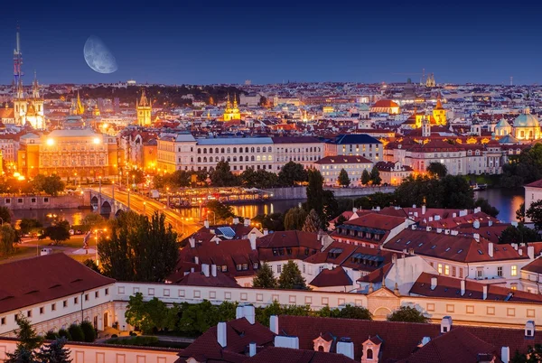Oude stad Praag at Night — Stockfoto