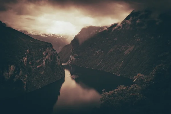 Fiordi norvegesi scenici — Foto Stock