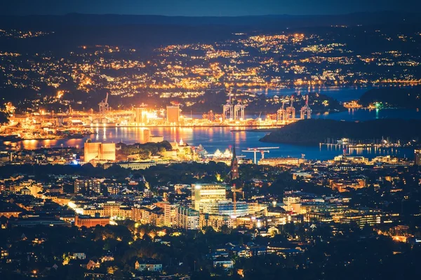 Oslo Noruega de noche —  Fotos de Stock