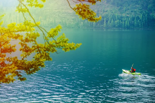 风景秀丽的独木舟之旅 — 图库照片