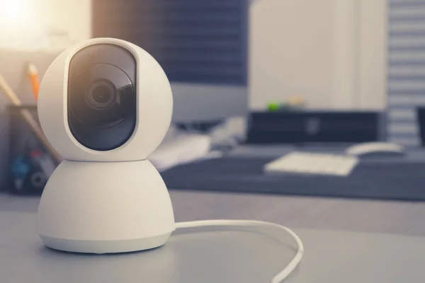 Klein Modern Kantoor Webcam Voor Live Streaming Vergaderingen Tijdens Het — Stockfoto