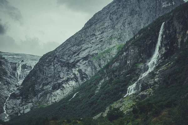 Skandinav Manzarası Şelaleli Ham Dramatik Norveç Doğası Güney Batı Norveç — Stok fotoğraf