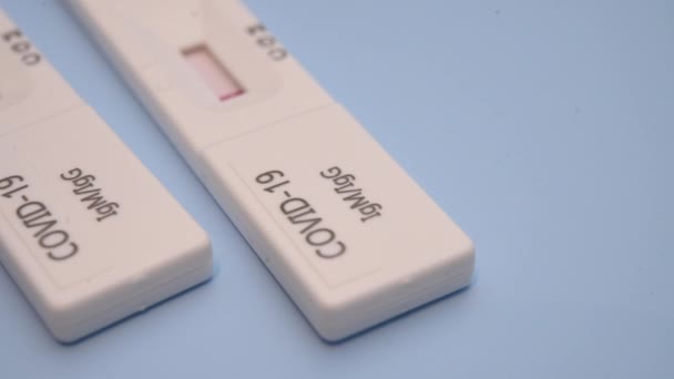 Класичний Covid Igg Igm Rapid Test Cassette Пандемічна Тема Коронавірусу — стокове відео