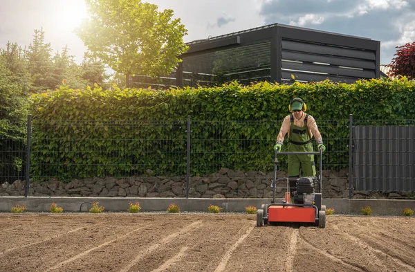 Tuinieren Landscaping Industry Thema Gazon Beluchting Voorbereiding Voor Het Zaaien — Stockfoto