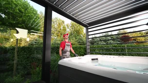 Luxury Residential Hot Tub Spa Wellness Installation — Vídeo de stock