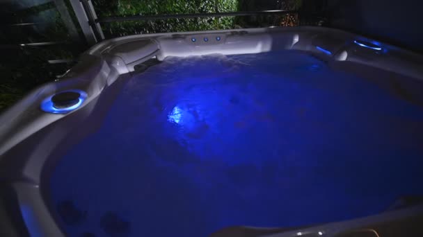 Brand New Running Hot Tub Garden — Stockvideo