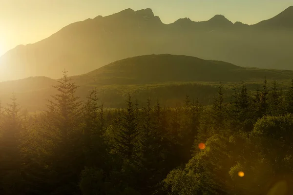 Noordelijke Lofoten Zonsondergang Warme Landschap Nordland Noorwegen Thema Zomertijd — Stockfoto