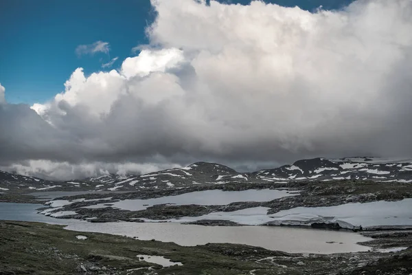 Malowniczy Letni Krajobraz Surowego Skalistego Lodowego Parku Narodowego Jotunheimen Terytorium — Zdjęcie stockowe