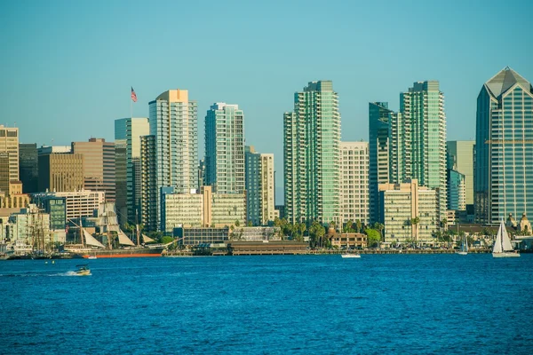 San Diego panoramę wieże — Zdjęcie stockowe