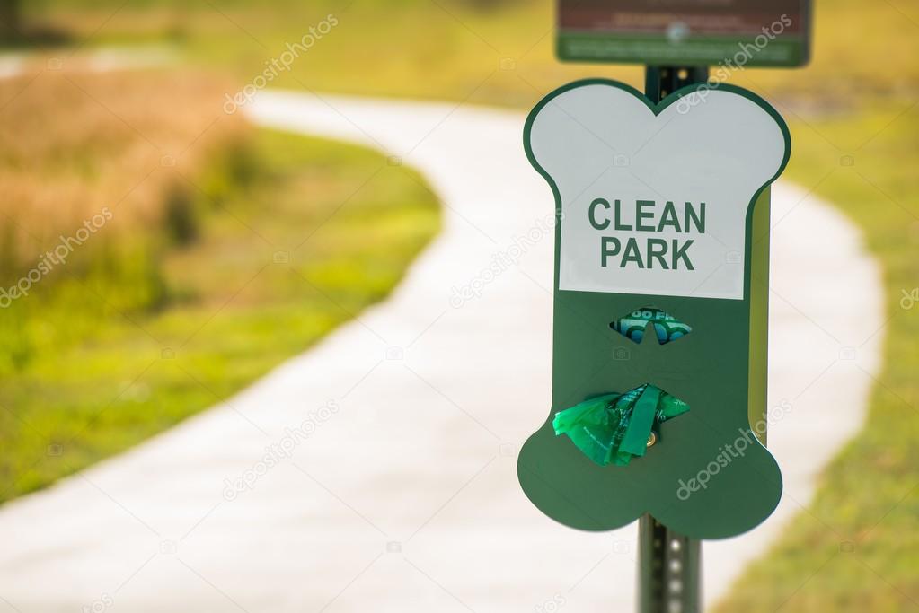 Poo Free Park Sign
