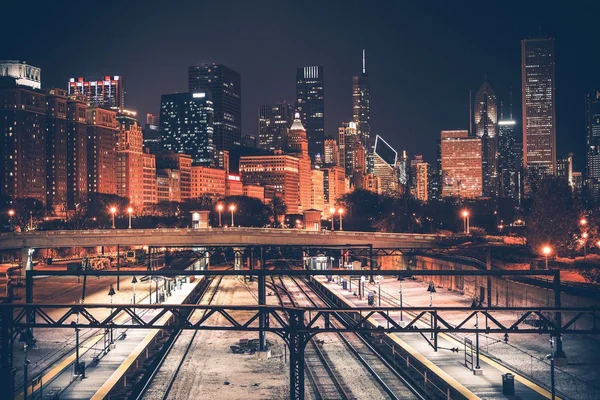 Chicago manzarası ve demiryolu — Stok fotoğraf