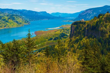 Columbia River uzak manzara ev