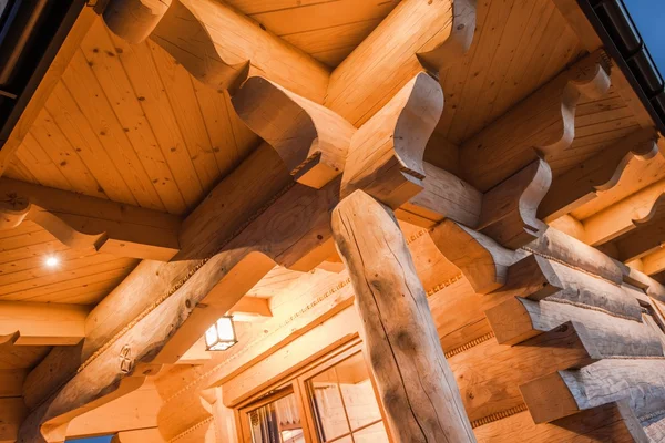 Світлові дерев'яний будинок — стокове фото