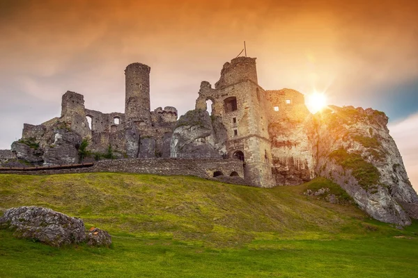 Castillo de Ogrodzieniec Polonia — Foto de Stock